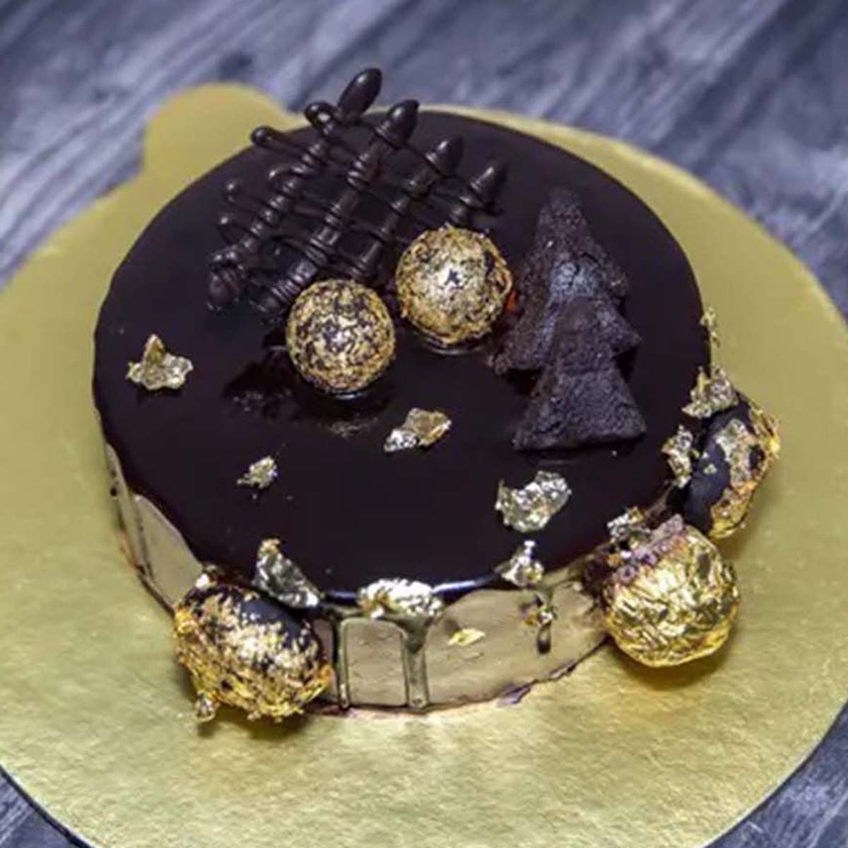 Gold Ferro Chocolate Cake